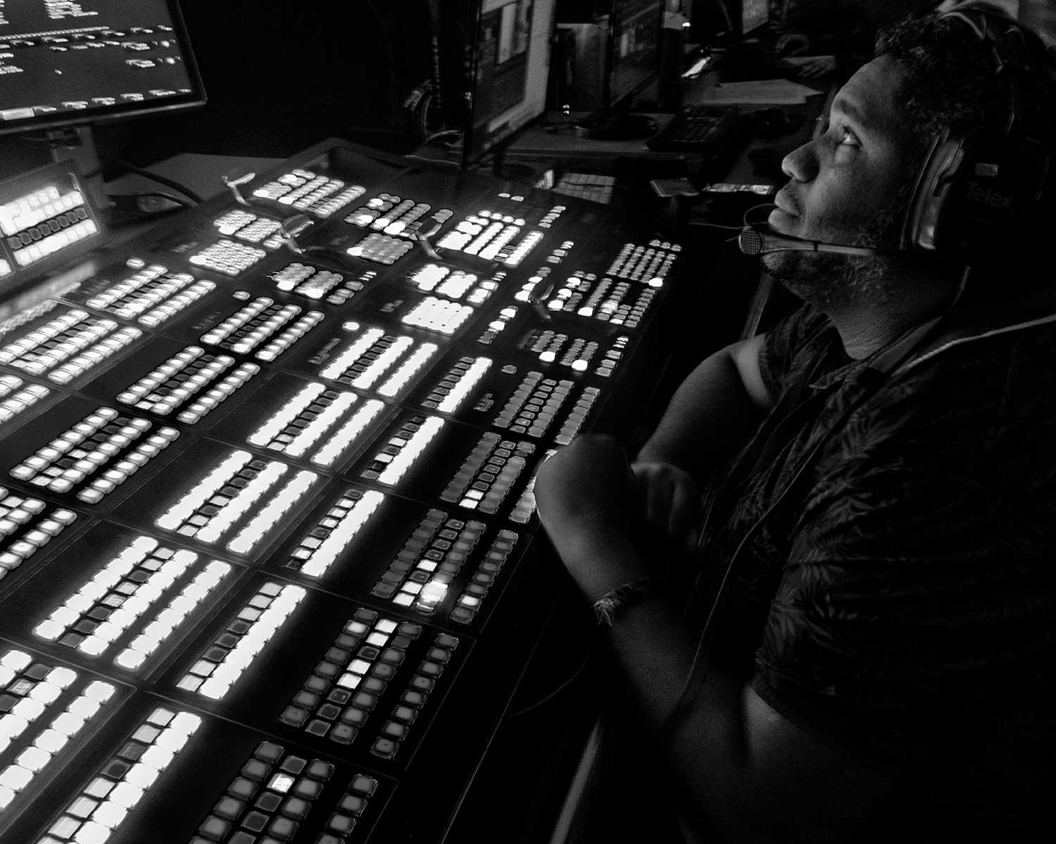 Operador control master de Telemicro